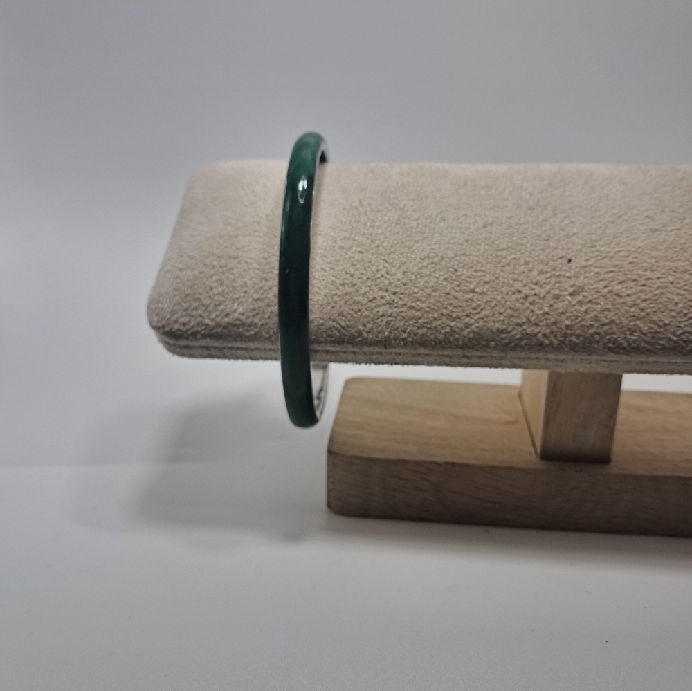 Vintage Jade Green Silver Tone Bangle